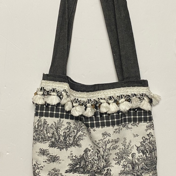 Vintage renaissance design Shoulder bag - Picture 8 of 15